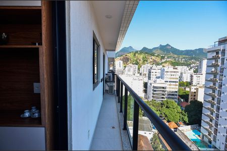 Apartamento para alugar com 147m², 3 quartos e 2 vagasSala