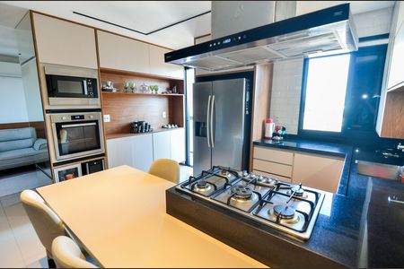 Apartamento para alugar com 147m², 3 quartos e 2 vagasCozinha