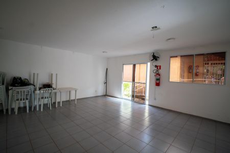 Apartamento para alugar com 40m², 2 quartos e sem vagaÁrea comum - Salão de festas