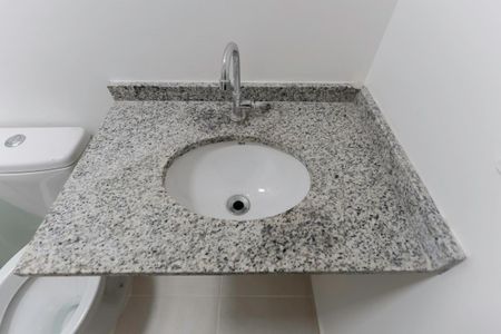 Apartamento para alugar com 36m², 2 quartos e sem vagaBanheiro