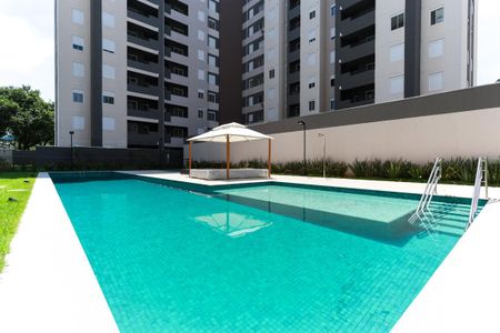 Apartamento para alugar com 36m², 2 quartos e sem vagaÁrea comum - Piscina