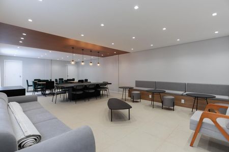 Apartamento para alugar com 36m², 2 quartos e sem vagaÁrea comum - Salão de festas