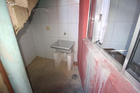 Casa para alugar com 60m², 1 quarto e sem vagaÁrea de Serviço