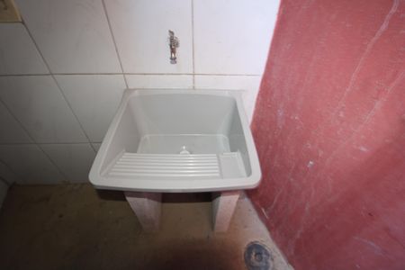 Casa para alugar com 60m², 1 quarto e sem vagaÁrea de Serviço