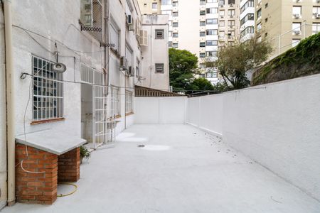 Apartamento para alugar com 61m², 2 quartos e sem vagaQuintal
