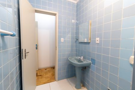 Apartamento para alugar com 61m², 2 quartos e sem vagaBanheiro