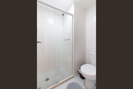 Banheiro de apartamento para alugar com 1 quarto, 37m² em Butantã, São Paulo