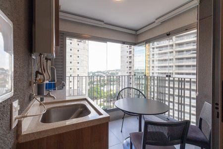 Apartamento para alugar com 37m², 1 quarto e 1 vagaVaranda