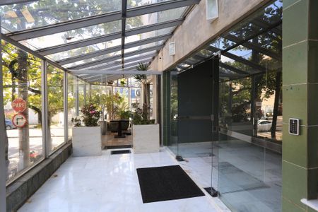 Apartamento para alugar com 360m², 4 quartos e 4 vagasEntrada