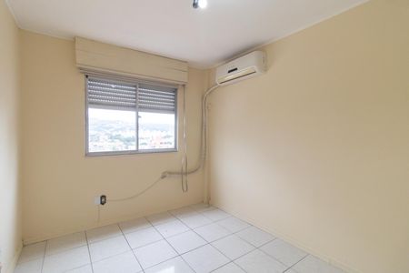 Quarto 1 de apartamento para alugar com 2 quartos, 60m² em Cristal, Porto Alegre