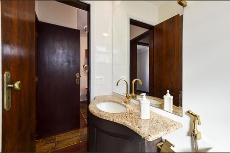 Apartamento para alugar com 75m², 2 quartos e 1 vagaBanheiro Social