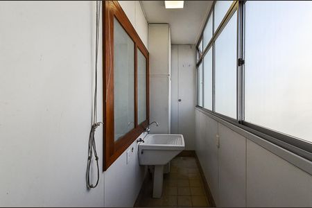 Apartamento para alugar com 75m², 2 quartos e 1 vagaÁrea de Serviço