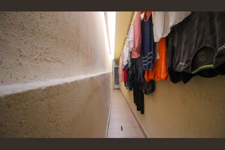 Casa à venda com 173m², 4 quartos e 2 vagasCorredor