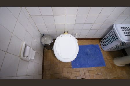 Casa à venda com 173m², 4 quartos e 2 vagasBanheiro 