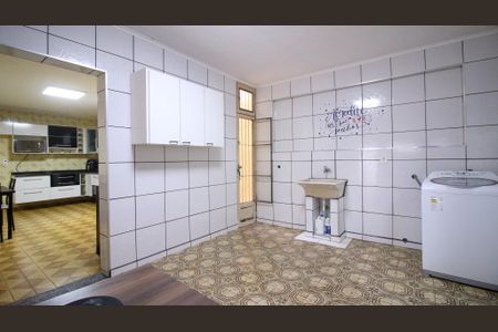 Casa à venda com 173m², 4 quartos e 2 vagasCozinha