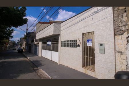 Casa à venda com 173m², 4 quartos e 2 vagasFachada