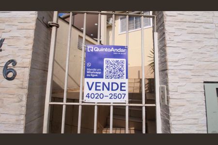 Casa à venda com 173m², 4 quartos e 2 vagasPlaca