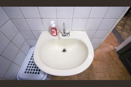 Casa à venda com 173m², 4 quartos e 2 vagasBanheiro 