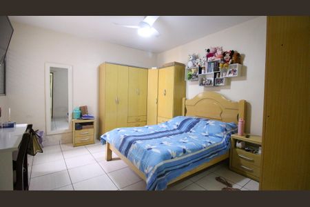 Casa à venda com 173m², 4 quartos e 2 vagasQuarto 3