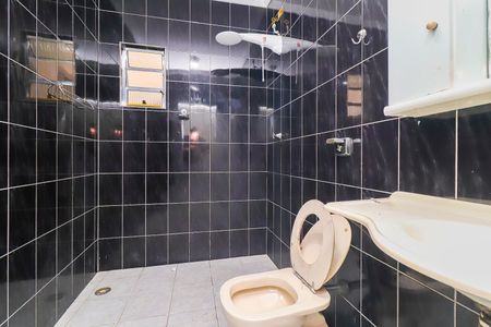 Casa para alugar com 59m², 1 quarto e sem vagaBanheiro