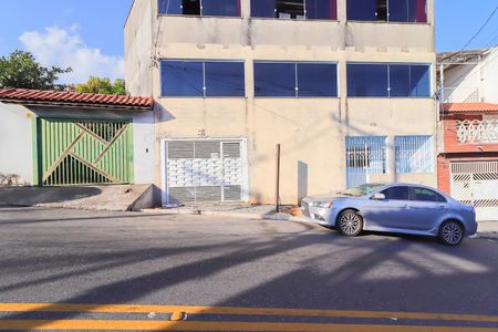 Casa para alugar com 59m², 1 quarto e sem vagaFachada