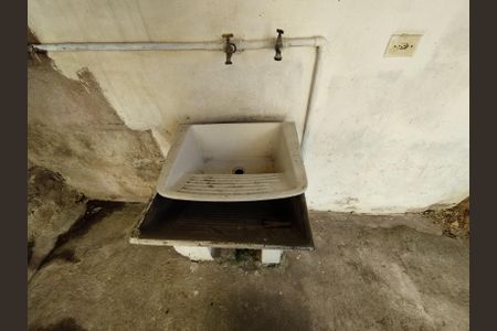 Área de Serviço de casa para alugar com 2 quartos, 120m² em Vila Brasilina, São Paulo