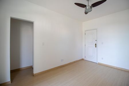 Sala de apartamento para alugar com 3 quartos, 100m² em Vila da Penha, Rio de Janeiro