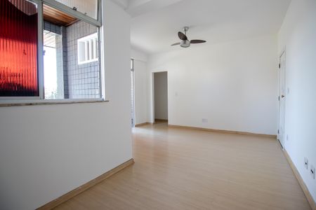 Sala de apartamento para alugar com 3 quartos, 100m² em Vila da Penha, Rio de Janeiro