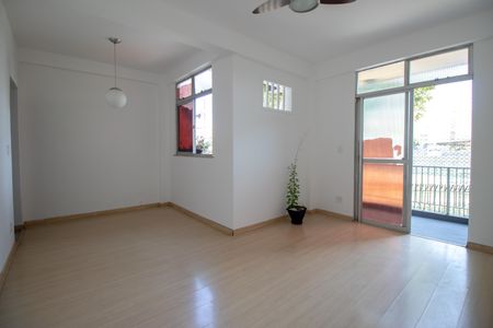 Sala de apartamento para alugar com 3 quartos, 100m² em Vila da Penha, Rio de Janeiro