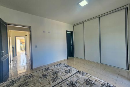 Apartamento para alugar com 330m², 5 quartos e 4 vagas