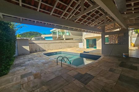 Apartamento para alugar com 330m², 5 quartos e 4 vagas