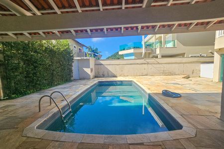 Apartamento para alugar com 330m², 5 quartos e 4 vagas