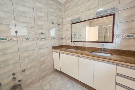Apartamento para alugar com 330m², 5 quartos e 4 vagas