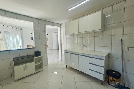 Apartamento para alugar com 330m², 5 quartos e 4 vagas