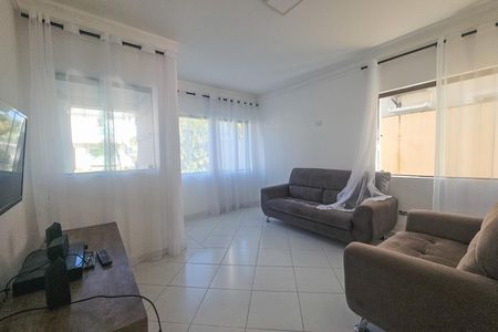 Apartamento para alugar com 330m², 5 quartos e 4 vagas