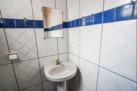 Lavabo de casa para alugar com 3 quartos, 100m² em Vila Mazzei, Santo André