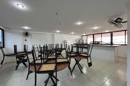 Apartamento para alugar com 33m², 1 quarto e 1 vaga Apartamento para alugar com 33m², 1 quarto e 1 vagaÁrea comum - Salão de festas