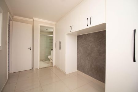 Apartamento para alugar com 33m², 1 quarto e 1 vaga Apartamento para alugar com 33m², 1 quarto e 1 vagaSuíte