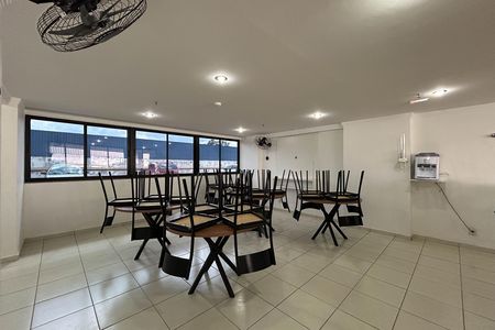 Apartamento para alugar com 33m², 1 quarto e 1 vaga Apartamento para alugar com 33m², 1 quarto e 1 vagaÁrea comum - Salão de festas