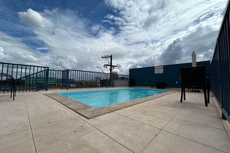 Apartamento para alugar com 33m², 1 quarto e 1 vaga Apartamento para alugar com 33m², 1 quarto e 1 vagaÁrea comum - Piscina