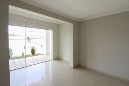 Casa para alugar com 230m², 3 quartos e 3 vagasSala 