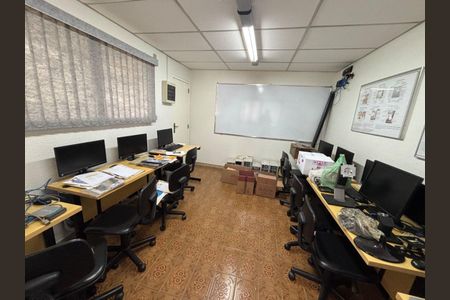 Casa à venda com 6 quartos, 300m² em Vila Clementino, São Paulo