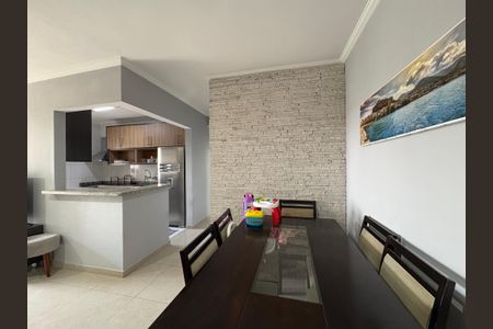 Apartamento à venda com 69m², 2 quartos e 1 vagaSala de Jantar