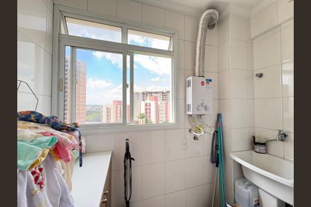 Apartamento à venda com 69m², 2 quartos e 1 vagaÁrea de Serviço