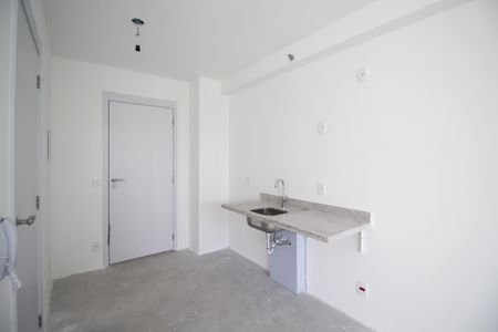 Cozinha de kitnet/studio à venda com 1 quarto, 30m² em Indianópolis, São Paulo