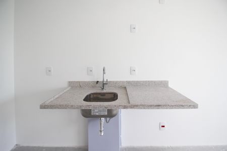 Cozinha de kitnet/studio à venda com 1 quarto, 30m² em Indianópolis, São Paulo