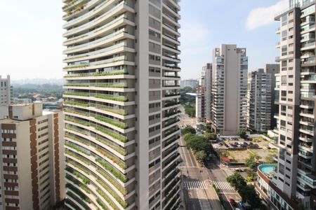 Vista de kitnet/studio à venda com 1 quarto, 30m² em Indianópolis, São Paulo