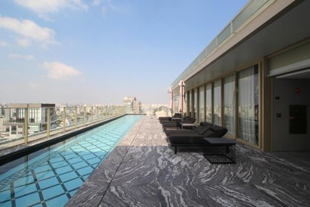 Studio à venda com 30m², 1 quarto e sem vaga Studio à venda com 30m², 1 quarto e sem vagaÁrea comum - Piscina