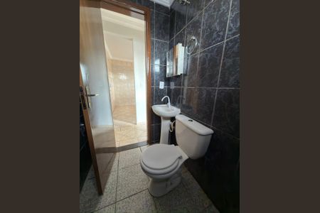 Apartamento para alugar com 60m², 2 quartos e sem vagaBanheiro