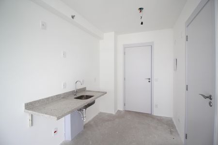 Cozinha de kitnet/studio à venda com 1 quarto, 30m² em Indianópolis, São Paulo